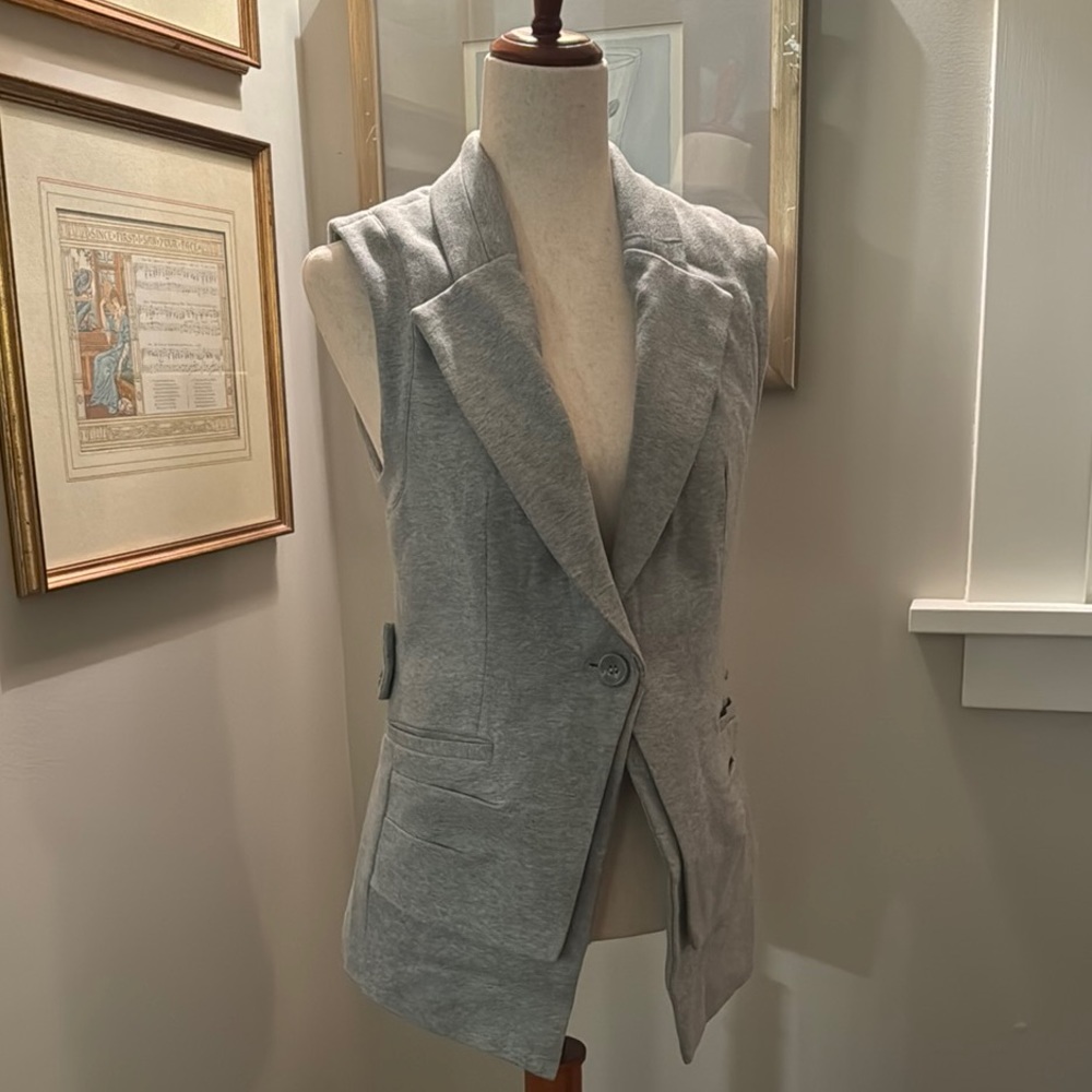 Romeo and Juliet Couture Cotton Gray Tailored Vest